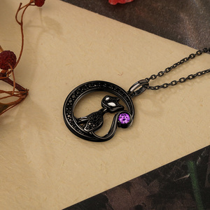 Collier personnalisé Jeulia Chat Noir sur la Lune avec pierre de naissance et motif dessin animé - Product Image 6