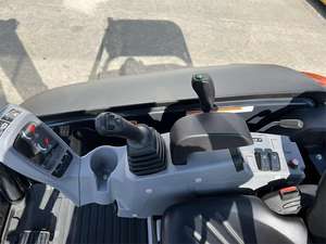 Miniexcavadora Kubota KX030-4 Modelo 2025, Excavadora de Orugas de 3 Toneladas, Mini Máquina Pequeña con Motor Kubota para Uso Agrícola - Product Image 5