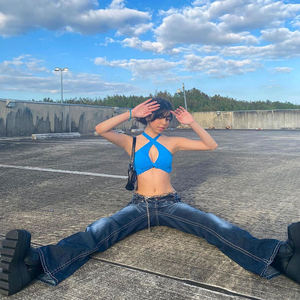 <span class=keywords><strong>Jeans</strong></span> respirant à fond cloche pour femmes <span class=keywords><strong>Jeans</strong></span> <span class=keywords><strong>Bootcut</strong></span> Offre Spéciale taille basse Denim adulte tissé adoucissant pantalon en jean pour femmes