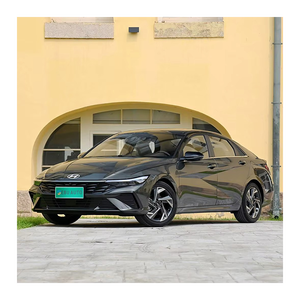 Elantra SE 2024 con Tracción Delantera, Motor Turbo, Asientos de Cuero, Volante a la Izquierda, Bajo Kilometraje, Precio en Stock, Listo para Envío - Product Image 1