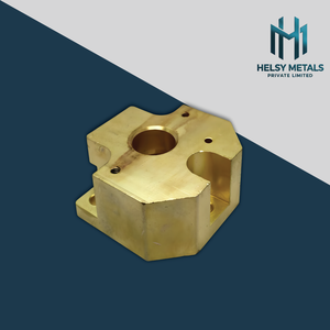 Composant en laiton de haute qualité usiné par VMC, poches usinées avec précision et ports filetés pour les systèmes électriques et industriels - Product Image 4