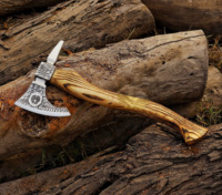 Hache de combat Viking forgée à la main en acier au carbone, tête de hache à dos plat, 5 lames coupantes, haute qualité, magnifique finition