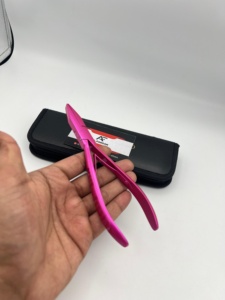 Pince à pointe plate pour extensions de cheveux, acier inoxydable durable de haute qualité, couleur rose métallique, étui en cuir - Product Image 6