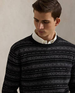 Pull homme confortable parfait pour les tenues quotidiennes de style de rue moderne adapté au fournisseur de mode en gros Pull pour hommes - Product Image 4