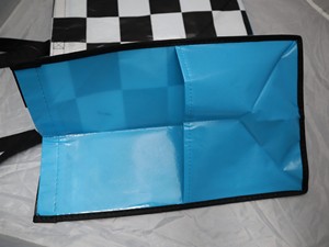 ถุงผ้า PP ที่มีด้ามจับสำหรับช้อปปิ้งรูปทรงขาวและดำ E vietnampackagingmanufacturer.com ขายส่งจากโรงงานเวียดนาม - Product Image 3