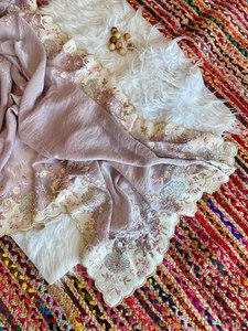 Bollywood Phong Cách Mới Nhất Thảm Đỏ Chức Năng Mặc Thiết Kế Hiện Đại Fancy Saree Bộ Sưu Tập Bởi Surat Mua Sắm Trực Tuyến - Product Image 5