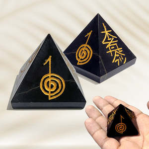 Pirámide de Turmalina Negra con Símbolo de Reiki Grabado, Cristal Feng Shui - Product Image 2