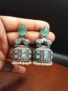 Pendiente de réplica de plata, pendiente de peso ligero, diseño de hoja, pendiente colgante, ropa de fiesta Cascul para niñas y dotados - Product Image 4