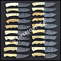 Couteau Skinner en Acier Damas Fait Main de Haute Qualité avec Manche en Bois et Étuis, pour Camping, Chasse, Pêche et Activités de Plein Air