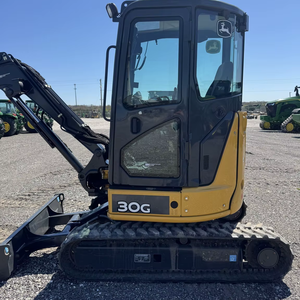 2023 Mini-pelle Johnn Deerre 30G AVEC GODET 24 "ET Lame hydraulique auxiliaire POUCE hydraulique. Machines de construction 23HP - Product Image 3