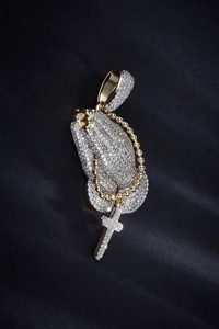 Venta al por mayor Hip hop Leb diamante colgantes joyería 14K 18K chapado en oro amarillo helado diamante Rosario rezando manos colgante collar - Product Image 2