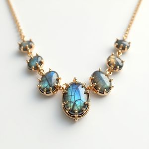 สร้อยคอพลอยลาบราดอไรต์ เงินแท้ 925 ชุบทองคำขาว ประดับเพชรหลัก ขายส่ง - Product Image 4