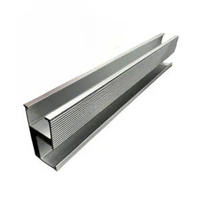 Rail en aluminium anodisé argenté de la série Premium 6000 pour système solaire, performance durable, toutes climatologies, système de montage solaire