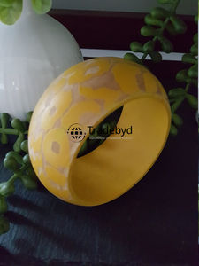 Bracelets en bois ethniques pour la saison des fêtes Bijoux de mode faits à la main en gros par Tradebyd - Product Image 6