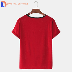 High Street Vintage Box Fit Crewneck T-shirt à manches courtes pour hommes 100% coton T-shirts personnalisables écologiques par Divine 9 - Product Image 2