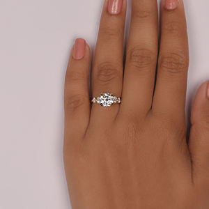 Bague luxueuse en plaqué or massif 14KT pour femme, diamant cultivé en laboratoire, certifiée IGI, proposition de conception florale à la mode, style romantique - Product Image 1