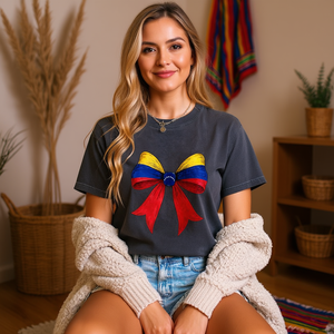 Maglietta con fiocco bandiera Venezuela, comoda, colorata, per il Mese della Memoria dell'Erbezza Ispanica, T-shirt Camiseta Venezolana Latina, Regalo - Product Image 3