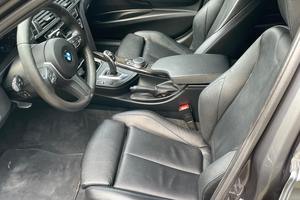 BMW 330i xDrive berline turbo 4 cylindres, transmission intégrale, pack M Sport, modèle 2018, d'occasion premium - Product Image 5