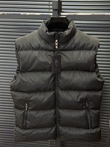 Gilet matelassé décontracté grande taille pour hommes, confortable et élégant, avec rembourrage en nylon et col à capuche pour la saison hivernale - Product Image 5