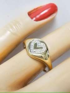 Anillo de compromiso con inicial de corazón de 0.20 quilates, anillo midi delicado de estilo clásico, oro amarillo de 14K con engaste pavé, joyería de boda para mujer, personalizado. - Product Image 5