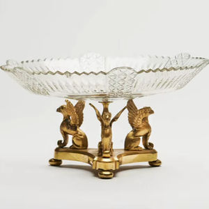 Elegante Frutero de Metal y Vidrio para Comedor, Perfecto para Exhibir Frutas, Aperitivos y Artículos Decorativos - Product Image 1