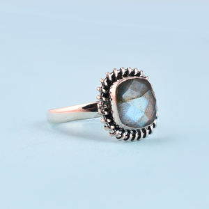 Boucles d'oreilles en pierres précieuses Labradorite en argent sterling 925 avec perle de diamant et grenat pour les fêtes de mariage Bijoux en argent élégants - Product Image 1