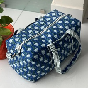 Sac de sport matelassé dans des styles de sport de luxe en coton avec fermeture à glissière directement fabriqué - Product Image 5