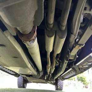 Pick-up utilitaire 4x4 turbocompressé 2014 - Product Image 2