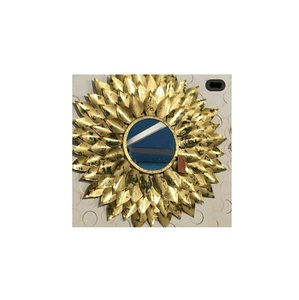 Bandeja de Servicio Moderna para Sala de Estar o Restaurante, Bandeja Multiusos de Latón con Espejo, Aplicación Funcional de Metal Dorado para Pared - Product Image 2