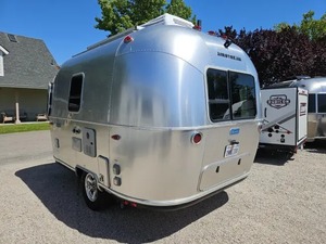 PROVEEDOR DE Airstream Bambi 16 <span class=keywords><strong>RB</strong></span> Usado del 2022 - Product Image 3