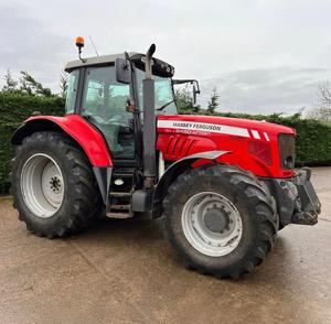 Tractor Agrícola Massey Ferguson 4x4 en Buen Estado, Listo para Enviar MF. - Product Image 5