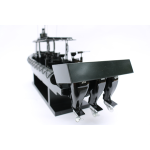 ZH1100 ICE Zodiac Milpro MODÈLE DE BATEAUX EN BOIS/MODÈLE DE BATEAUX À VOILE/ARTISANAT MAIN POUR LA DÉCORATION - Product Image 5