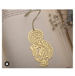 Producto de diseño de lujo Marcapáginas de metal precio barato Gancho tallado Marcadores de libros vintage Gancho para lector Bronce - Product Image 3