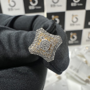 Pendientes Clásicos con Diamantes Cultivados en Laboratorio VVS, Corte Cojín, Certificados por IGI, para Mujer, Chapados en Oro de 14k, con Piedras Laterales de Moissanita, Elegantes - Product Image 1