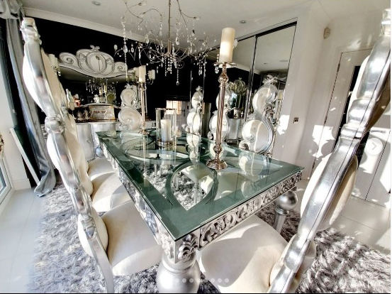 ใบไม้สีเงิน