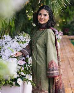 Salwar Kameez en soie élégante traditionnelle afghane pour femmes, vêtement traditionnel afghan ethnique personnalisé du fabricant, 517 pièces pour - Product Image 4