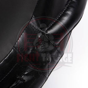 แผ่นป้องกันการชกมวยหนัง PU สีดำล้วน รูปทรงต่างๆ ราคาขายส่ง ผู้ผลิตที่ดีที่สุด รับทำโลโก้พิมพ์เอง ซับแรงกระแทก - Product Image 4