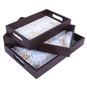 ถาดเสิร์ฟทำจากไม้ธรรมชาติพร้อมที่จับถาดเสิร์ฟในบ้านและโต๊ะชุด3ชิ้น - Product Image 1