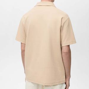 เสื้อเชิ้ตแขนสั้นผู้ชายผ้าใยไผ่ 100% ระบายอากาศดี ซิปหน้าแบบครึ่งซิป ดีไซน์ใหม่สำหรับฤดูร้อน - Product Image 3