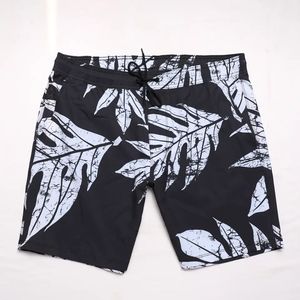 Ropa informal americana para hombre Pantalones deportivos para correr de secado rápido Patrón sólido Pantalones cortos de playa Ajuste holgado - Product Image 5