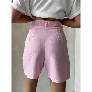 Shorts Rosados con Cinturón para Mujer - Product Image 1