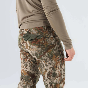 Pantalones de Caza Impermeables con Forro Polar de Camuflaje y Logotipo Personalizado, Transpirables, Hechos de Nailon y Poliéster Duradero - Product Image 3