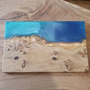 Planche à découper en bois avec conception de vague fabriquée à la main à partir de bois dur durable pour une utilisation quotidienne de la cuisine et une cuisine raffinée - Product Image 2