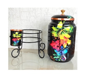 เครื่องจ่ายน้ำทองแดงแบบดั้งเดิมของอินเดียทำด้วยมือที่สมบูรณ์แบบสำหรับเก็บน้ำแร่ธรรมชาติที่อุดมด้วยน้ำสำหรับใช้ในชีวิตประจำวัน - Product Image 3