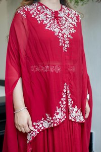 LANCEMENT DU NOUVEAU DESIGNER TROIS PIÈCES FARSHI SALWAR SUIT TISSU DOUX GEORGETTE AVEC MULTI-BRODERIES - Product Image 6