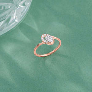 แหวนเพชรรูปไข่สีโรสโกลด์ - Product Image 1
