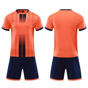 Ensembles d'uniformes de football Uniformes de football Impression dégradée Sublimation Full Custom Football Jersey Combinaison de football - Product Image 6