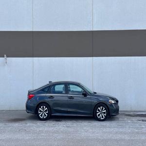 EXCELENTE ESTADO Honda-Civic LX 2023 - Product Image 3