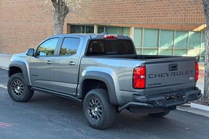 Voiture d'occasion fiable Chevrolet Colorado ZR2 Bison 4x4 2022 - Product Image 3