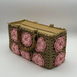 Pochette pour femme en crochet fait main, motif rose en bambou, avec fermeture éclair, accessoire de sac en tricot camélia, sac à main en coton élégant, imperméable, avec bandoulière chaîne - Product Image 5